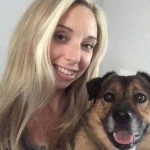 Meet your Posher, Jenn